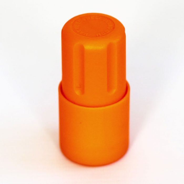Small orange Magnet