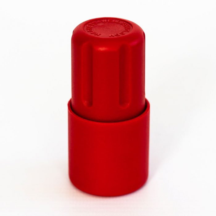 Small red Magnet